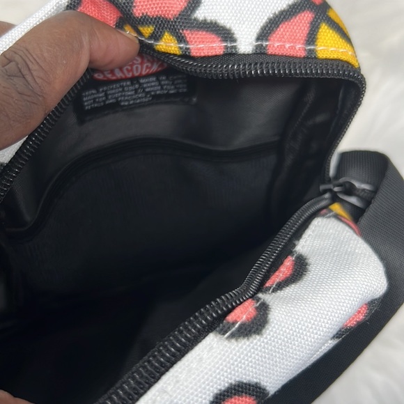 Zumiez Petals and Peacocks Flower/Peace Sign Crossbody Bag - Picture 6 of 6